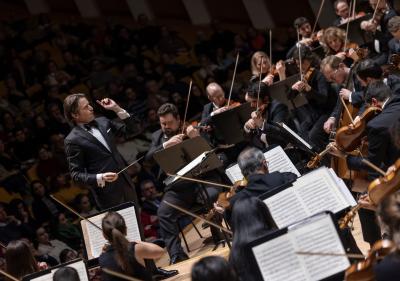 Gustavo Gimeno dirigix Mahler i Sibelius amb l'Orquestra de la Comunitat Valenciana a València, Alacant i Castelló